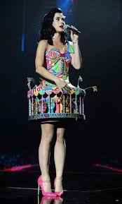 Katy Perry Wears The Craziest Costume For The Disney Singalong Katy Perry Outfits Katy Perry Dress Katy Perry