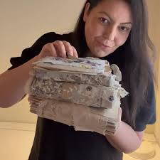 Amazon.com: Junk Journal Joy: Find Calm and Self-Confidence with Junk  Journaling eBook : Radice, Francesca: Kindle Store