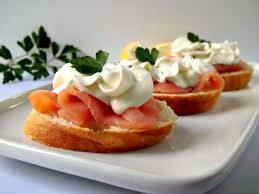 Per la mousse di salmone: Crostini Con Salmone Protagonisti Degli Aperitivi Home Sweet Home