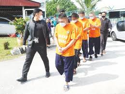 Ia menyebut, meski hanya segelintir orang yang bersalah, ribuan pegawai yang ada di instansi itu turut terimbas. Pegawai Rasuah Tiada Tempat Di Jpj Kosmo Digital