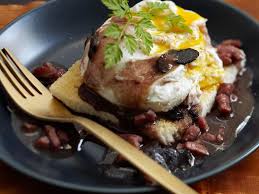 Decouvrez La Recette œufs En Meurette De Ma Maman Sur Cuisineactuelle Fr Oeufs En Meurette Recettes De Cuisine Recette