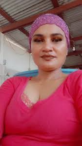 Cindy Persaud's Instagram, Twitter & Facebook