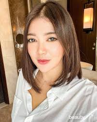 Promo belanja shopee jambore, jam belanja hore! Selain Wika Salim 8 Artis Ini Tampil Lebih Fresh Dengan Rambut Pendek