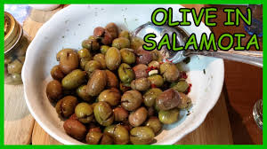 Olive Verdi Schiacciate O Scacciate In Salamoia Alla Siciliana Le Ricette Di Zio Roberto Youtube