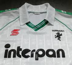 Won 0 matches 1 ended in a draw. Ternana Calcio Uit Voetbalshirt 1990 1991 Sponsored By Interpan