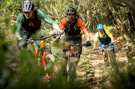 Nino schurter sensibilisiert neu für fairtrail. Fahrtechnikkurse Bike Touren E Bikes Schurter Bike School