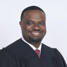 Shelby Owens's Instagram, Twitter & Facebook