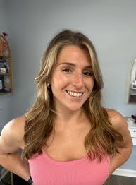 Sun-kissed blonde vibes💛