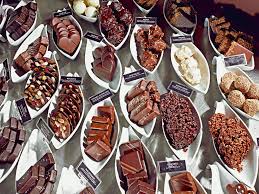 In Bayonne The French Capital Of Chocolate Cacao Is A Way Of Life Bayonne Food Easy Veggie