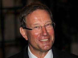 Richard Desmond sells Reach shares to make £46m in three years