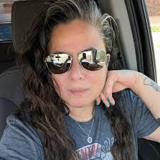 Waited all day to pretend I forgot my wife's bday. Just to surprise her  with family and Harry Potter. SAY HAPPY BIRTHDAY TO TINA PLEASE @tinnaaaa_89