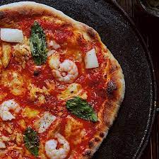 Even popular pizza toppings are not easy to categorize when the americans prefer pepperoni and the japanese favor squid. Japanese Pizza Try It To Believe It La Cucina Italiana