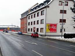 Mittendrin Statt Nur Dabei Mit Plakatwerbung In Ilmenau Plakatwerbung Plakat Werbung