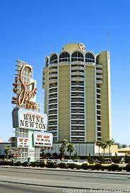 Las Vegas The Sands Hotel No Longer There But The Home Of Wayne Newton For Many Years Saw Him There In His Old Vegas Las Vegas Hotels Sands Hotel Las Vegas