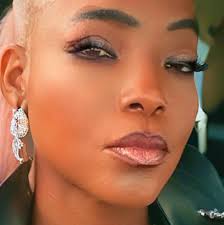 She was born to do this, no training needed👍🏽👍🏽👍🏽🤣🤣🤣🤣🤣🤣 Credit:  @scorpio_queen_99 #fyp #fypage #fypシ #fy #airplanestewardess