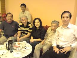When i first approached dr chee soon juan, expressing my wish to film his family, he had his reservation and wasn't sure if this. 10 Little Known Facts About Sdp Chief Chee Soon Juan Revealed In A New Book Mothership Sg News From Singapore Asia And Around The World