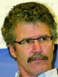 Four vie for three seats in Siren