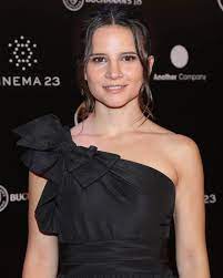Usa network has found its lead for queen of the south. Alice Braga Girlfriend Who Is Queen Of The South Star S Girlfriend Tv Radio Showbiz Tv Express Co Uk