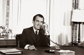 Old Photos Of U S Presidential Phone Calls With Images Old Photos Presidential Richard Nixon