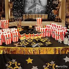 I used the free printable hollywood party party decorations from tip junkie in a black, white, red, and gold theme to decorate a gym for our relief society birthday party activity at church. Pin On Old Hollywood Glamour Event