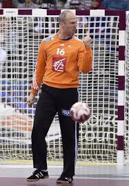 Son travail s'effectue dans des services d'enquête, de renseignement, dans des unités spécialisées (motocycliste. Thierry Omeyer Gardien De L Equipe De France Thierry Omeyer Handball Handballeur