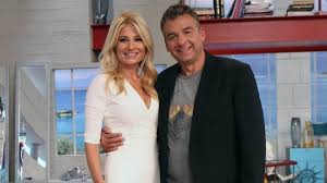 Join facebook to connect with σακισ λιαγκασ and others you may know. Pws Ftasame Sthn Prwth Thleoptikh Bomba Ths Xronias Liagkas Skorda 3ana Mazi Ston Ant1