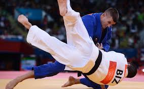 In the midst of the core tasks of the ijf, president vizer. 35 Eves Ungvari Miklos Olimpiai Ezustermes Es Haromszoros Europa Bajnok Cselgancsozo Video Sportmonitor Info