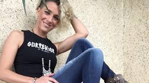 Julieta puente imitó a ricky maravilla en la pista de la academia de showmatch (eltrece) y aunque muy angustiada por haberse quedado afuera, julieta estalló en lágrimas y se filmó haciendo catarsis. Dani La Chepi Conto Como Nacio Su Romance Con Su Novio Conductor De Un Camion De Recoleccion