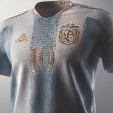 El base completó su primera temporada en la nba en los denver nuggets, llegando a semifinales. Jerse De Argentina Muestra Bordados Con El Himno Nacional