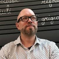 Kelley Bryant's Instagram, Twitter & Facebook