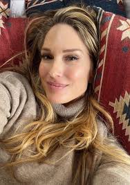 Sarah Eden Amadora Davis (@edenamadora) • Threads, Say more