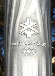 El diseño del nuevo logo de los juegos olímpicos de tokio 2020 es un 'emblema armonizado ajedrecístico' y ha sido creado por el diseñador japonés asao tokolo. Juegos Olimpicos De Salt Lake City 2002 Wikipedia La Enciclopedia Libre