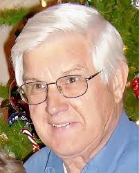 Mollie Howard's Instagram, Twitter & Facebook