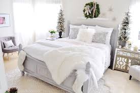 See more ideas about christmas bedroom, christmas decorations bedroom, bedroom decor. Simple Christmas Decor Ideas For Your Bedroom 2 Ladies A Chair