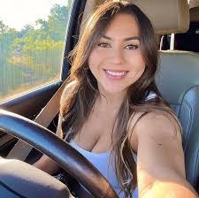 Brandi Flores's Instagram, Twitter & Facebook