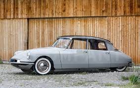 Varian gp oil has been replaced with this oil, agilent gp ds19 oil, varian is now agilent technologies. 1959 Citroen Ds19 Berline Gooding Company