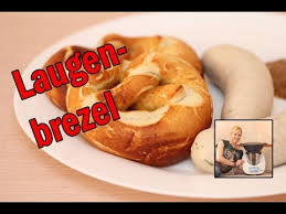 Laugen Brezel Mit Dem Thermomix Essen Brezel Thermomix