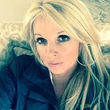 Shelley Crane's Instagram, Twitter & Facebook