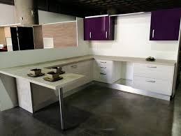 Las cocinas en «u» son muy funcionales, ya que permiten una gran movilidad sin tener. Mil Anuncios Com Cocinas En Forma De U