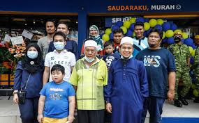 Sungai buloh ⭐ , malaysia, sungai buluh, lot 106, kg melayu batu 13: Serbu Elewsmart Beratus Ratus Orang Beratur Panjang Sempena Pembukaan Pertama Gempak