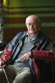 From wikimedia commons, the free media repository. Galerie Zemrel Reziser Vaclav Vorlicek V 88 Letech Podlehl Rakovine Foto 1 E15 Cz