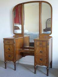 Vintage 1920 30 S Four Piece Burl Wood Complete Bedroom Set From Star Furniture Complete Bedroom Set Vintage Bedroom Sets Contemporary Bedroom Sets