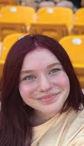 Peggy Kinsey's Instagram, Twitter & Facebook