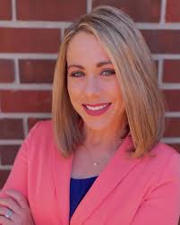 Thinking of becoming a Florida Real Estate agent? Check out  TEAMHughesRealEstateSchool.com! Locally owned! 850.266.8982  #FloridaRealEstate #realestateagent