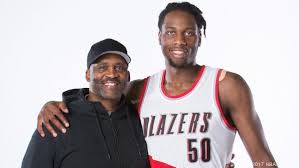 Get the latest news, stats, videos, highlights and more about forward caleb swanigan on espn. Caleb Swanigan Of Portland Trail Blazers And Roosevelt Barnes Of Independent Sports Entertainment Are The Other Nba Father Son Story New York Business Journal