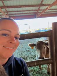 Balancing work and showing livestock with family