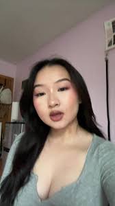 Trinity Vang (@trinityyvang)