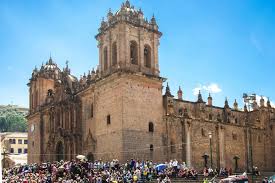 It is the capital of the cusco region and of the cusco province. Kathedrale Von Cusco Peru Franks Travelbox