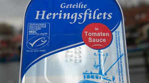 Das blaue siegel mit dem stilisierten fisch wird vom marine stewardship council (msc) vergeben, einer gemeinnützigen organisation, die 1997 vom world wide fund for nature (wwf). Msc Siegel Fur Fisch Kriterien Und Kritikpunkte Ndr De Ratgeber Verbraucher