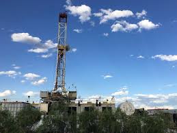 Il nuovo giacimento potrebbe diventare il secondo più da queste, solo in un primo momento erano stati esclusi otto paesi, tra cui l'italia. 20 Miliardi Di Barili Scoperto In Texas Il Piu Grande Giacimento Di Petrolio D America Business Insider Italia